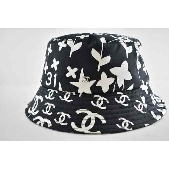 Chanel 22P Black White Graffiti CC Silver Logo Sun Cloche Bucket Hat L Large - Picture 10 of 12